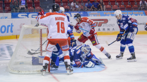 Moru ještě čekají dvě utkání s Vítkovicemi