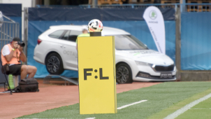 Fotbal se bude hrát až do Vánoc