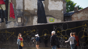 Muzeum umění probourá ohradu v proluce, kde má stát SEFO