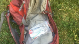 Odložený batoh Na Bystřičce byl plný stříkaček