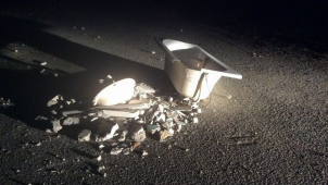 Vana a umyvadlo skončily na chodníku