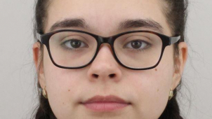 Policisté pátrají po pohřešované dívce