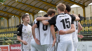 Holice má další body, otočila proti Strání