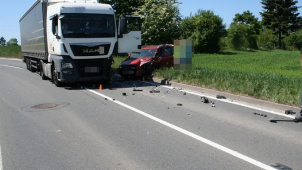 Cizinec, který boural u Charvát, nadýchal přes 1,5 promile