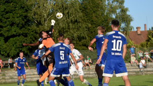 Uničov porazil ligovou Karvinou a jde dál