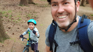 Sdílená kola, volný trh, městská mobilita a spousta otazníků