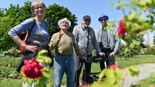 Zaměstnanci olomoucké firmy připravili seniorům den v rozáriu
