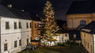 Hrad Šternberk nabídne o adventu i na Silvestra sváteční program