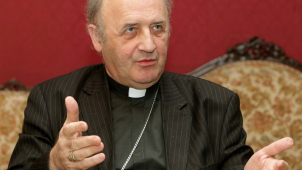 Arcibiskup Graubner jede na Ukrajinu, podpoří charitu