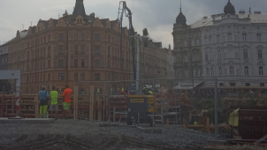 Čekali na počasí, pak přišla průtrž. Most u Bristolu vydrží