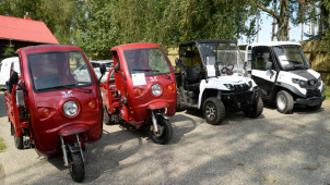 V ZOO si pořídili stylové elektrické multikáry