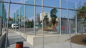 Zrekonstruované hřiště na ZŠ Mozartova otevře už zítra