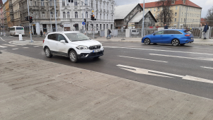 Most v Komenského ulici je průjezdný i pro osobní auta