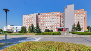 Středomoravská nemocniční zakázala návštěvy svých nemocnic