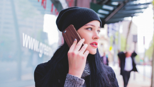 Speciální linka poradí, jak zvládnout učit děti doma