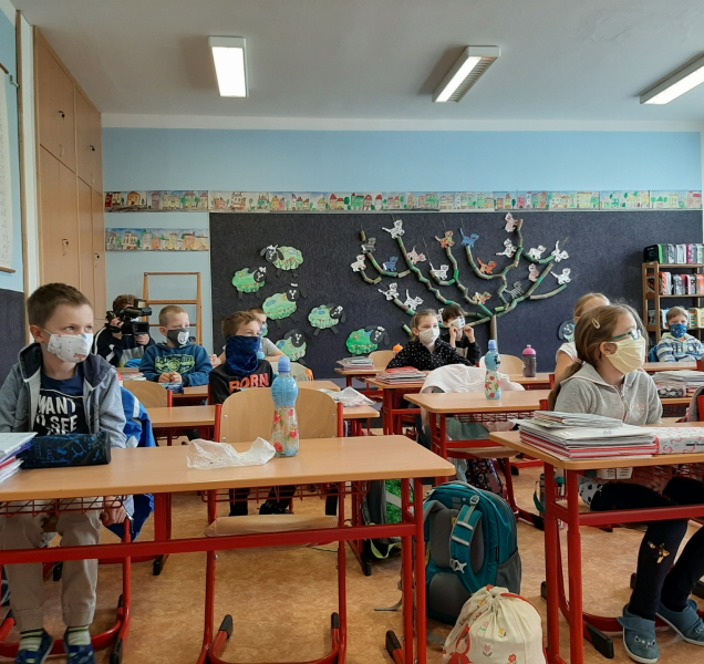 Na olomoucké základky se vrátily děti z prvního stupně