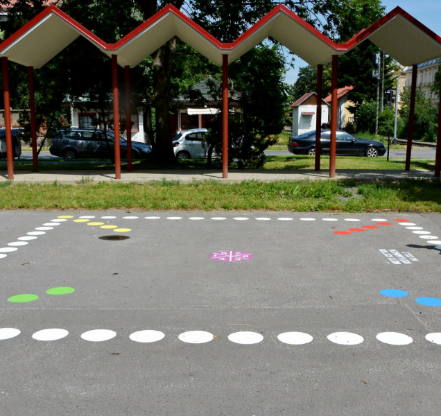 Plácek Na Vozovce už zase plní roli hřiště