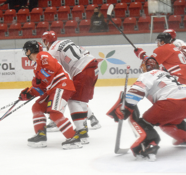 Mora doma nestačila na Hradec