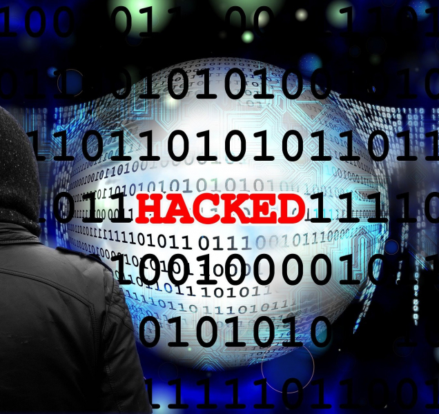 Většina agend magistrátu už funguje, hackeři napadli web města