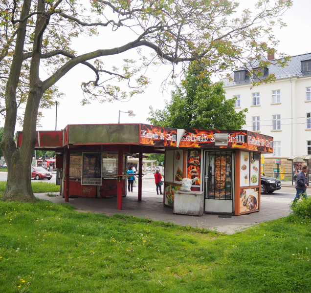 Trafiku i stánek s jídlem na olomoucké tržnici nahradí lavičky