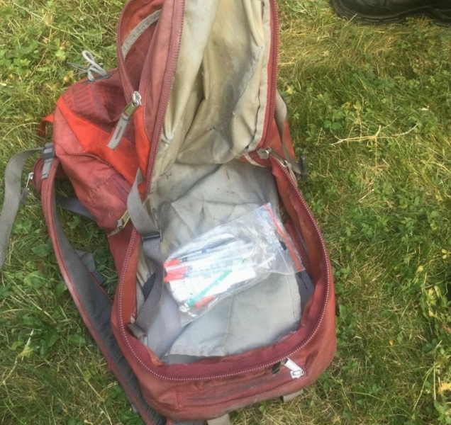 Odložený batoh Na Bystřičce byl plný stříkaček