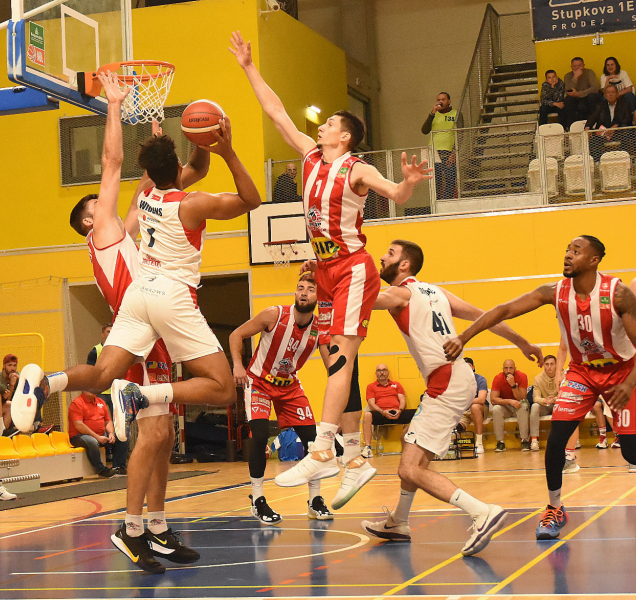 BK REDSTONE: Po krátké pauze zpět na palubovku