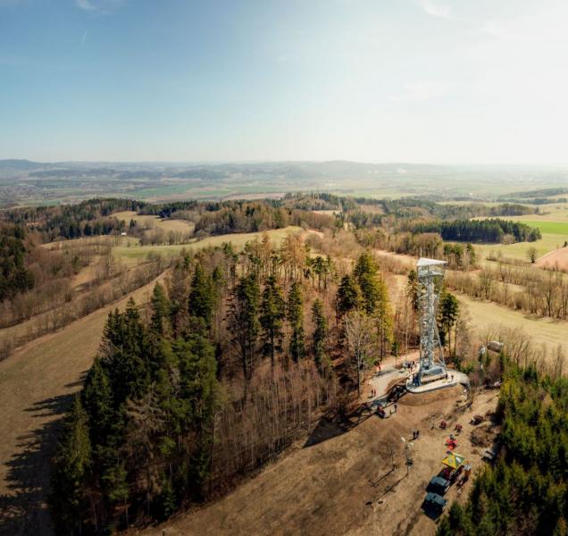 Nový pohled na kraj. Z nadhledny Háječek na Zábřežsku