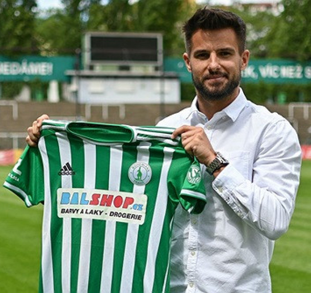 Záložník Martin Hála ze Sigmy do Bohemians