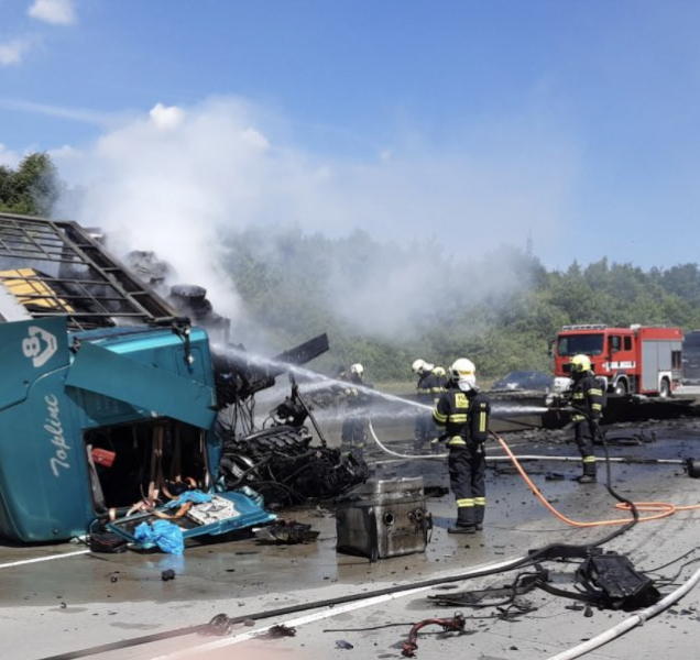 Kamion blokoval dálnici D1 směr Ostrava