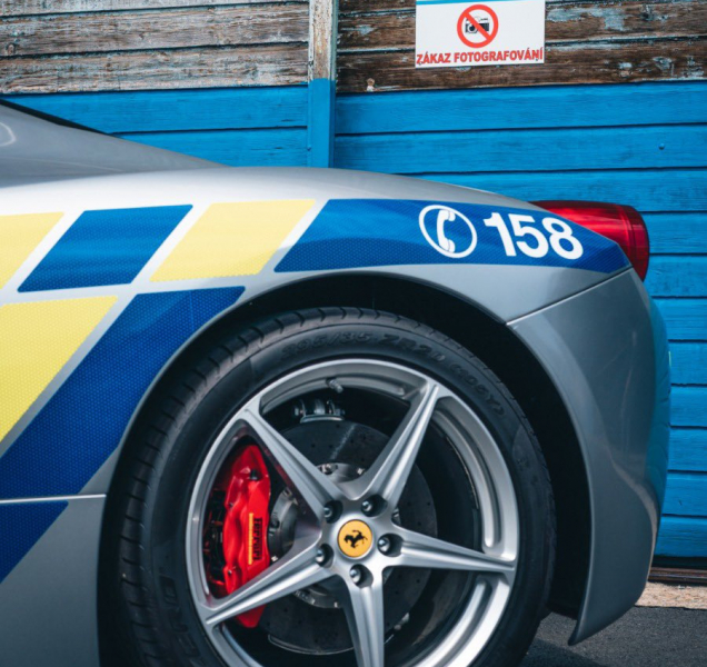 Uvěřila virtuálnímu příteli a zpronevěřila přes 14,5 milionů