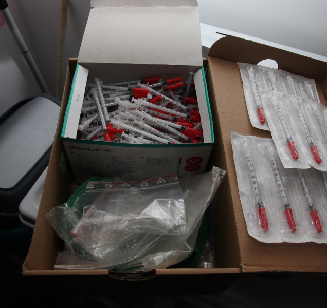 Perník dostal trojici za mříže