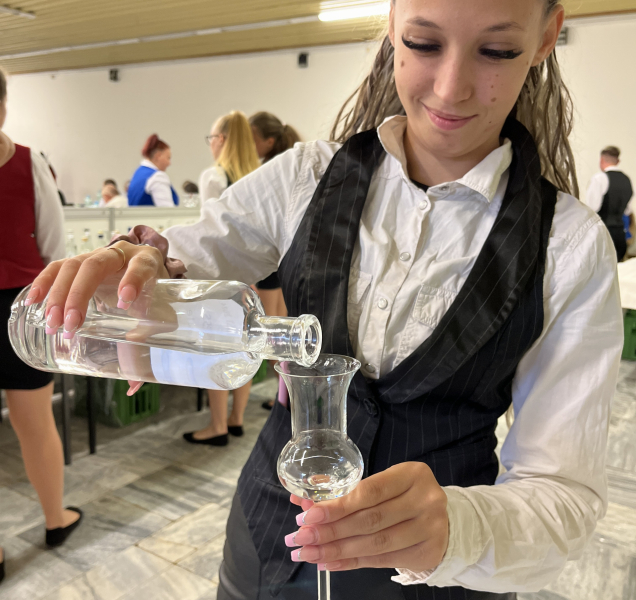 Ochutnali jste kořalku z malin nebo fíků? Můžete zkusit na Floře