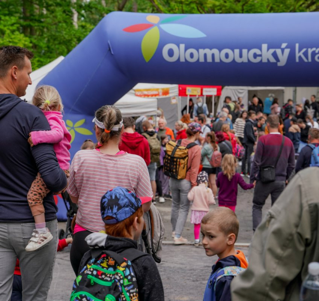 Co nejvíce chybí Olomouckému kraji? Ptáme se politiků
