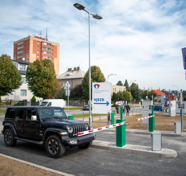 Do fakultní nemocnice je teď jednodušší vjezd