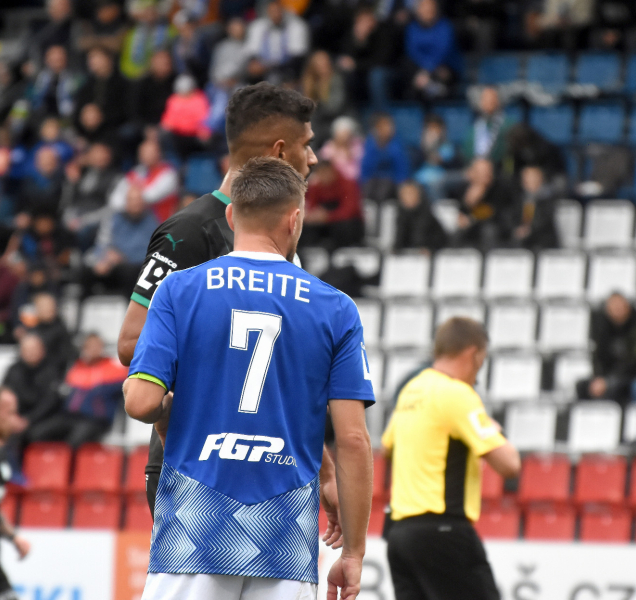 Fotbalisté SK Sigma jdou do boje bez Klimenta a Pokorného