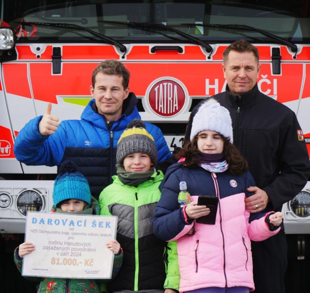 Charitativní akce hasičů pomohla vyplavené rodině