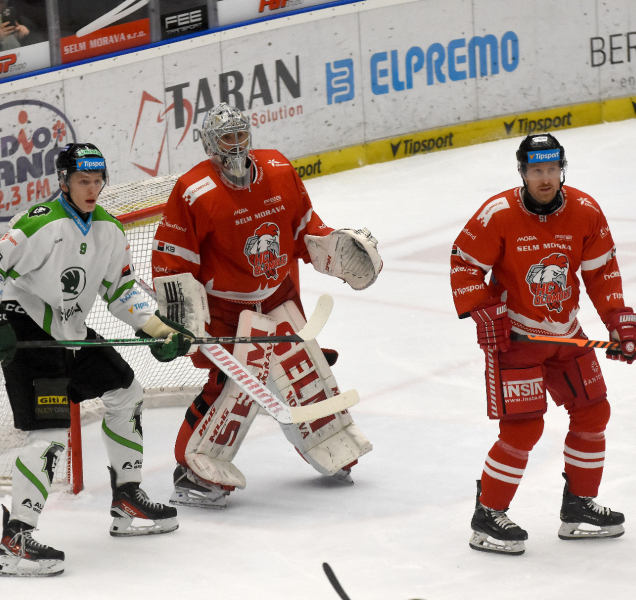 Hokejisté HC Olomouc prohráli v Pardubicích
