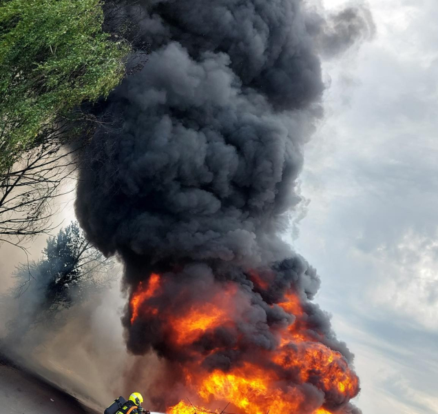 Požár na Přerovsku si vyžádal zásah deseti hasičských jednotek
