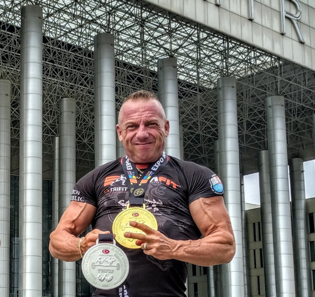 Patrik Šerý vede světový žebříček IFBB. Chystá se na další start