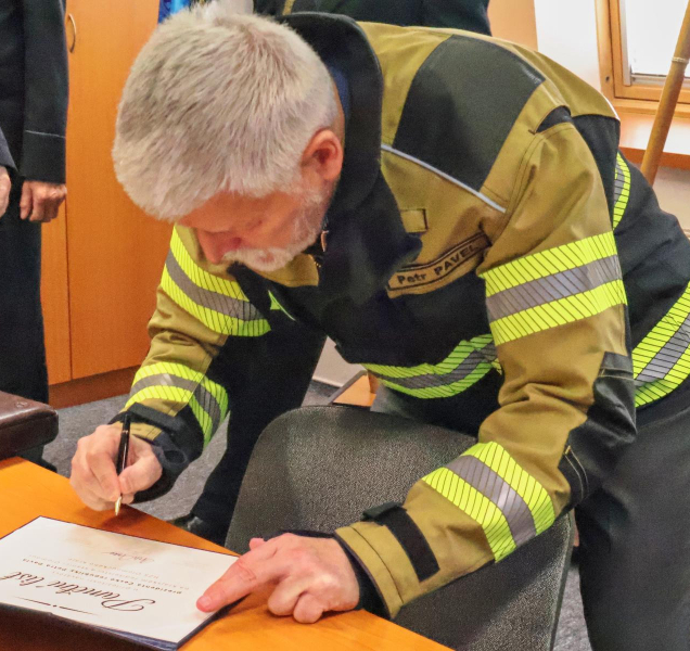 Prezident Pavel zakončil návštěvu kraje v Přerově a Prostějově