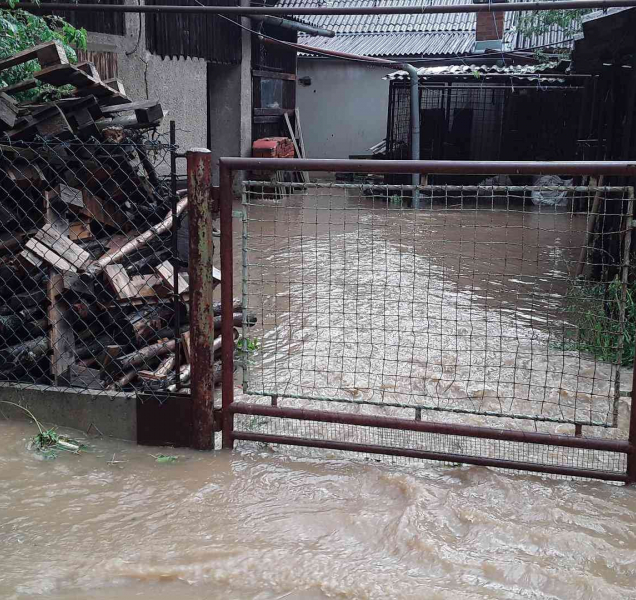 Krajem se včera večer a v noci přehnaly silné bouřky