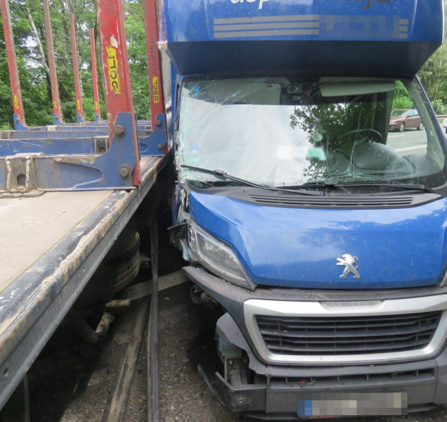 U Mohelnice bouraly dva náklaďáky