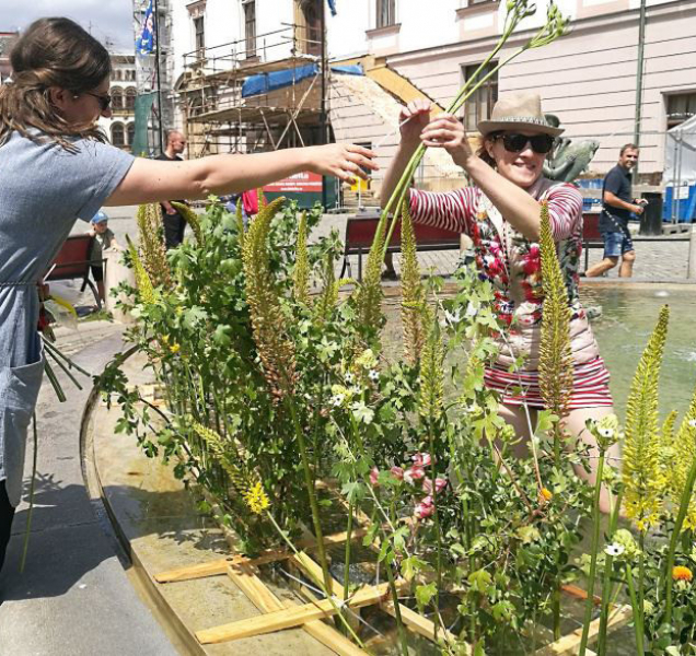 Arionova kašna rozkvetla. Chystá se na barokní večery