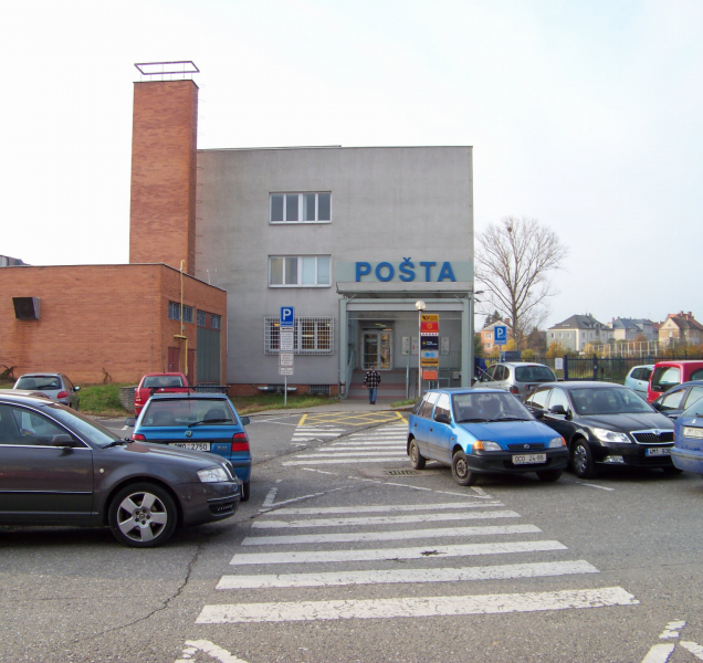 Žena, která nahlásila bomby na poštách, je obviněna