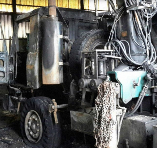 V Jedlí shořel kamion, škoda je za milion