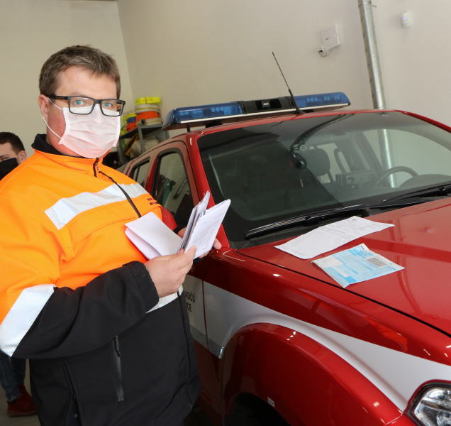 Vláda se má poslouchat. Nesmí nás ale nechat na holičkách