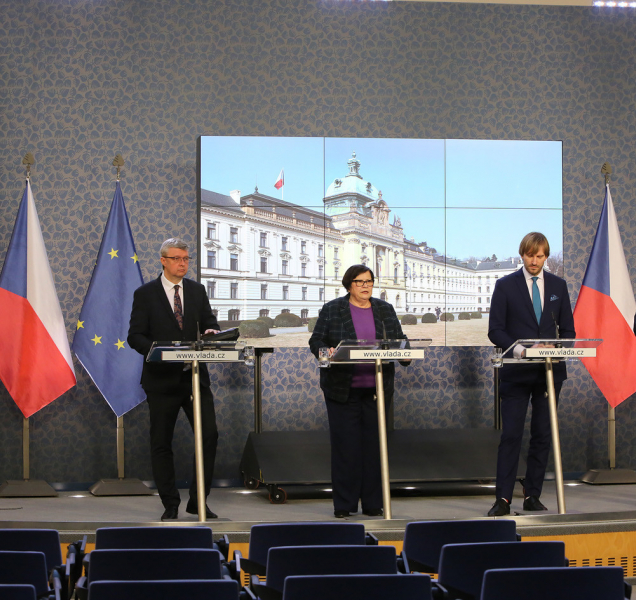 Do hospod a ke kadeřníkovi už 25. května!