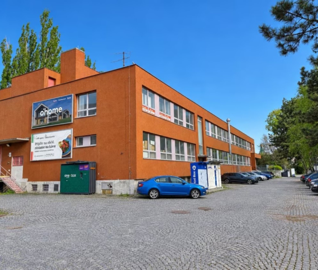 Dům Družby na Černé cestě nahradí byty, obchody a služby