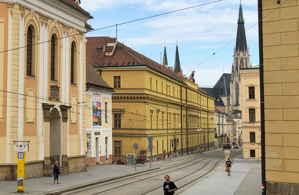 Hanácká kasárna jsou na prodej, vyvolávací cena je čtvrt miliardy