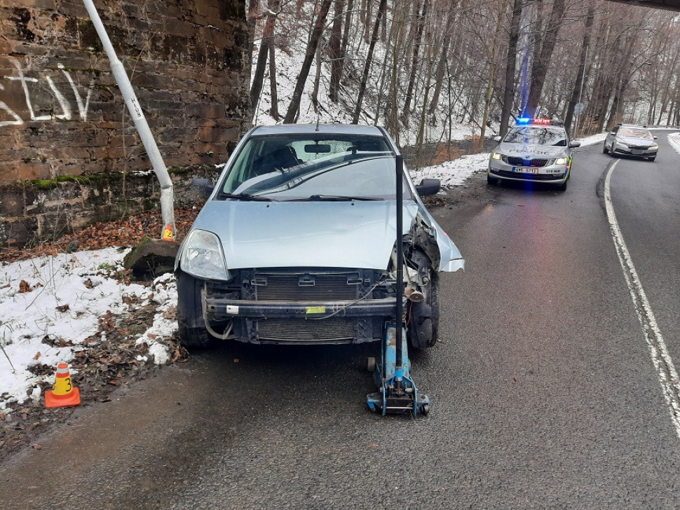 Dva řidiči se přesvědčili o tom, že alkohol za volant nepatří